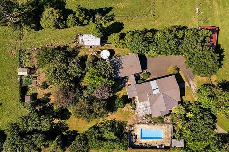 Photo of property in 524 Tikorangi Road, Tikorangi, Waitara, 4383
