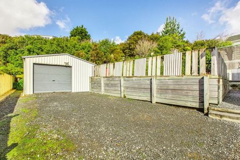 Photo of property in 2 Harold Grove, Stokes Valley, Lower Hutt, 5019