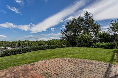 Photo of property in 12 Bankview Place, Amberley, 7410