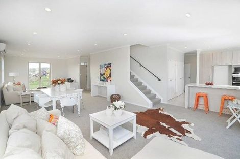 Photo of property in 111 Mackay Drive, Greenhithe, Auckland, 0632