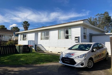 Photo of property in 3/3 Etherton Drive, Weymouth, Auckland, 2103