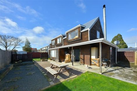 Photo of property in 52 Momorangi Crescent, Redwood, Christchurch, 8051