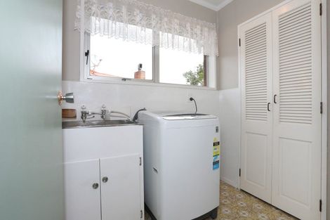 Photo of property in 8a Westwind Place, Feilding, 4702