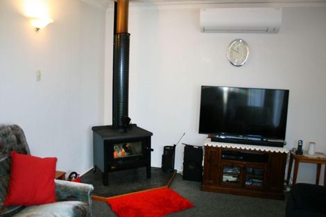 Photo of property in 26 Beach Street, Waikouaiti, 9510