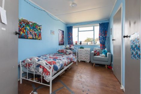 Photo of property in 11 Savage Crescent, Waipukurau, 4200