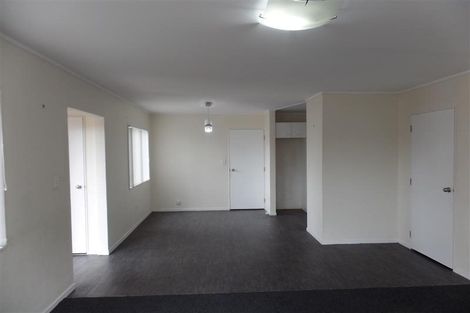 Photo of property in 3/24 Eastglen Road, Glen Eden, Auckland, 0602