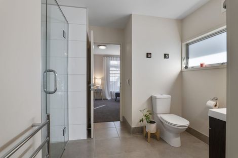 Photo of property in 4a Dawson Street, New Plymouth, 4310