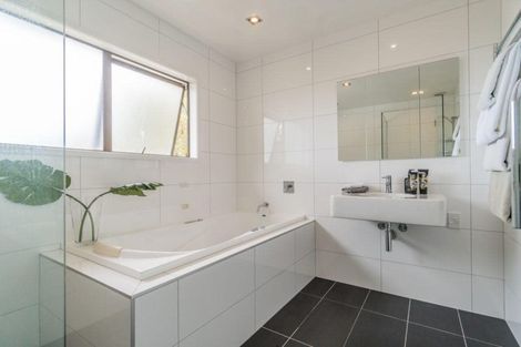 Photo of property in 13 Stredwick Drive, Torbay, Auckland, 0630