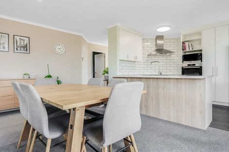 Photo of property in 31 Saxon Woods Drive, Rototuna North, Hamilton, 3210