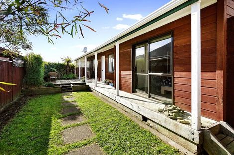 Photo of property in 36a Beauchamp Street, Tawa, Wellington, 5028