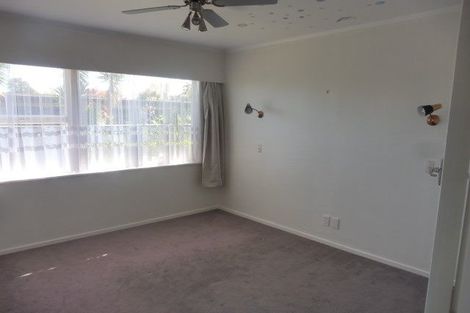 Photo of property in 19 Samuel Place, Queenwood, Hamilton, 3210