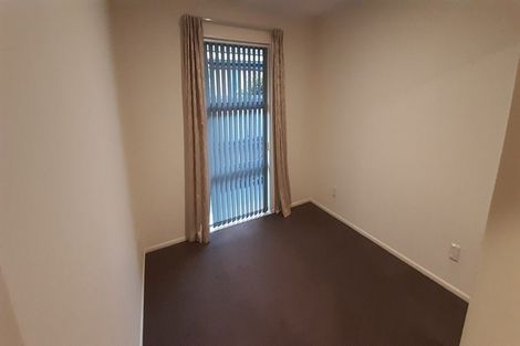 Photo of property in 4 The Oval, Hillmorton, Christchurch, 8024