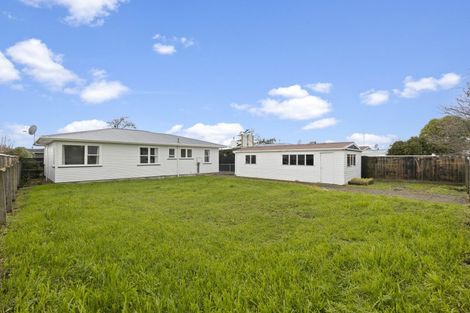 Photo of property in 16 Abraham Crescent, Milson, Palmerston North, 4414