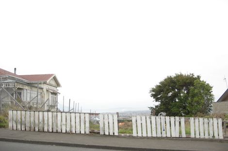 Photo of property in 50 Napier Terrace, Hospital Hill, Napier, 4110