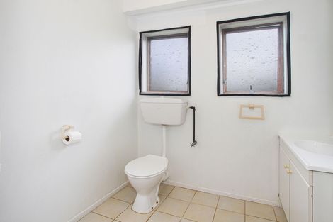 Photo of property in 7/18 Seabrook Avenue, New Lynn, Auckland, 0600