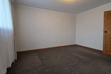 Photo of property in 8a-8b Devon Place, Cannons Creek, Porirua, 5024
