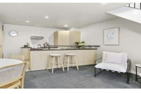 Photo of property in Mendosa Terraces Apartments, 14/9 Ebor Street, Te Aro, Wellington, 6011