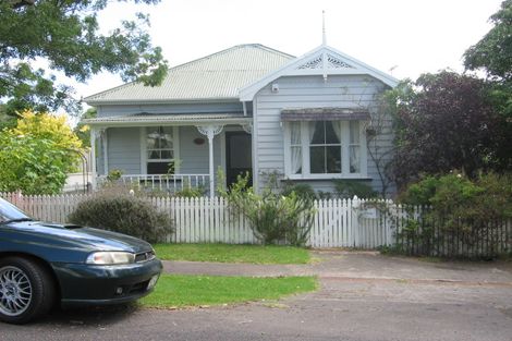 Photo of property in 29a Cowper Street, Devonport, Auckland, 0624