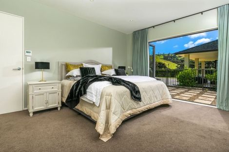 Photo of property in 1030 Peak Road, Helensville, 0875