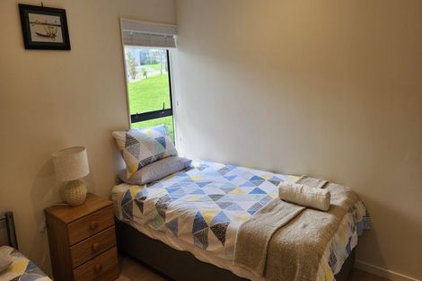 Photo of property in 20 Mercury Lane, Windsor Park, Auckland, 0632