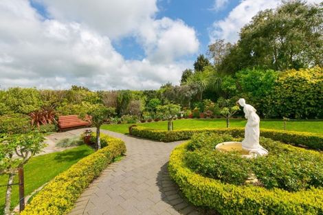 Photo of property in 333 Upland Road, Tarurutangi, New Plymouth, 4372