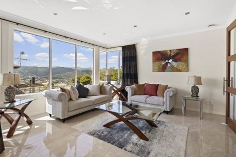 Photo of property in 3 Winifred Way, Belmont, Lower Hutt, 5010