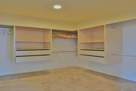 Photo of property in 16 Loughros Place, Pinehill, Auckland, 0632