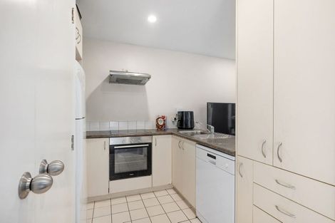 Photo of property in 13/30 John Jennings Drive, Oteha, Auckland, 0632