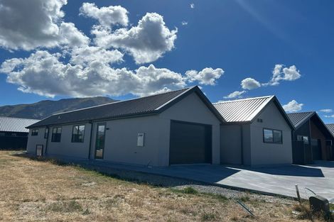 Photo of property in 32 Longview Drive, Lake Hawea, 9382