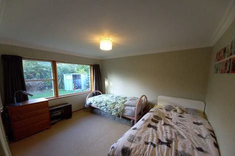 Photo of property in 4 Fernwood Place, Fitzherbert, Palmerston North, 4410