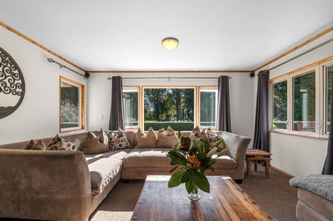 Photo of property in 99 Kapukapu Road, Hamurana, Rotorua, 3096