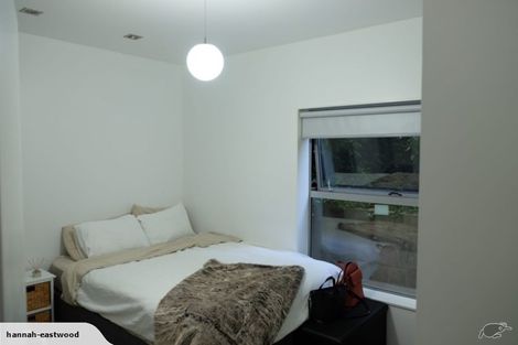 Photo of property in 11/2 Onslow Road, Khandallah, Wellington, 6035