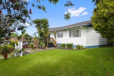 Photo of property in 5 Sari Place, Massey, Auckland, 0614