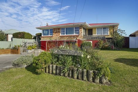 Photo of property in 24 Springfield Crescent, Enderley, Hamilton, 3214