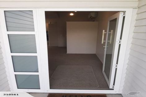 Photo of property in 60 Pipiroa Road, Ngatea, 3503