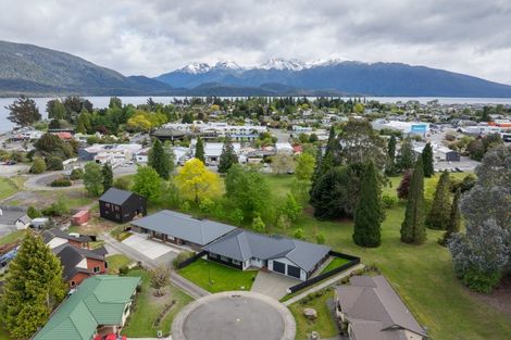Photo of property in 14 Harrison Court, Te Anau, 9600