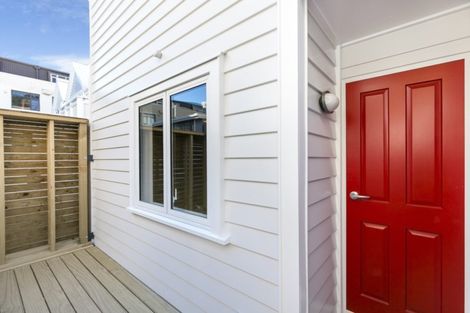 Photo of property in Victoria Villas, 23/35 Pirie Street, Mount Victoria, Wellington, 6011
