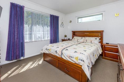 Photo of property in 50 Stokes Valley Road, Stokes Valley, Lower Hutt, 5019