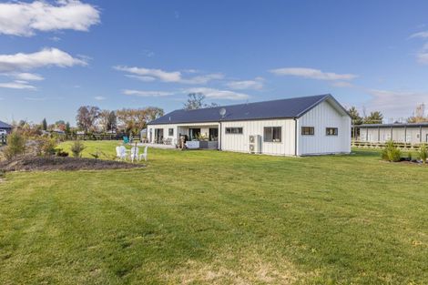 Photo of property in 7b Stock Road, Otane, 4276