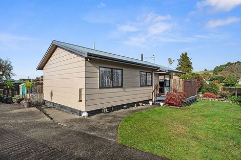 Photo of property in 3b Jet Place, Pukehangi, Rotorua, 3015