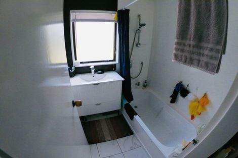 Photo of property in 154 Mark Avenue, Grenada Village, Wellington, 6037