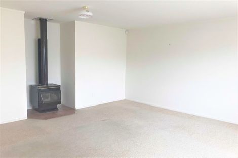 Photo of property in 22 Hadleigh Court, Paraparaumu, 5032