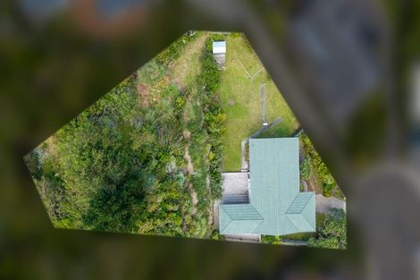 Photo of property in 5 Montserrat Place, Grenada Village, Wellington, 6037