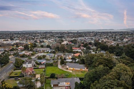 Photo of property in 3c Scenic Drive, Hillpark, Auckland, 2102
