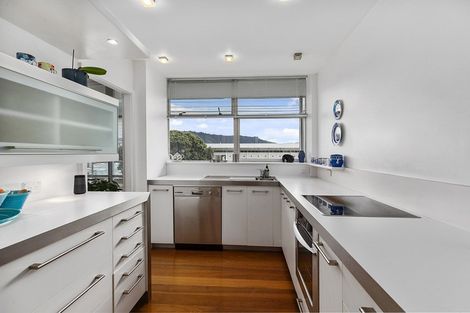 Photo of property in Dorchester Apartments, 144 Oriental Parade, Oriental Bay, Wellington, 6011
