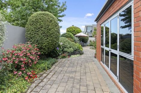 Photo of property in 70c Clyde Road, Ilam, Christchurch, 8041