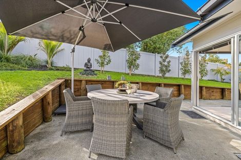 Photo of property in 18 Tamatea Drive, Snells Beach, 0920