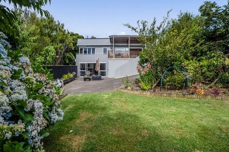 Photo of property in 19 Alberta Road, Glen Avon, New Plymouth, 4312