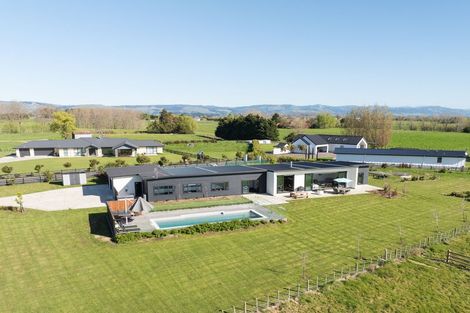 Photo of property in 26 Tula Lane, Kelvin Grove, Palmerston North, 4470