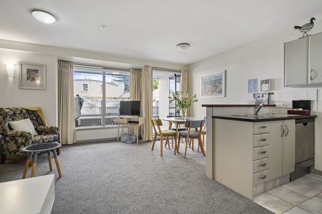 Photo of property in Anchorage Apartments, 211/36 Victoria Road, Mount Maunganui, 3116